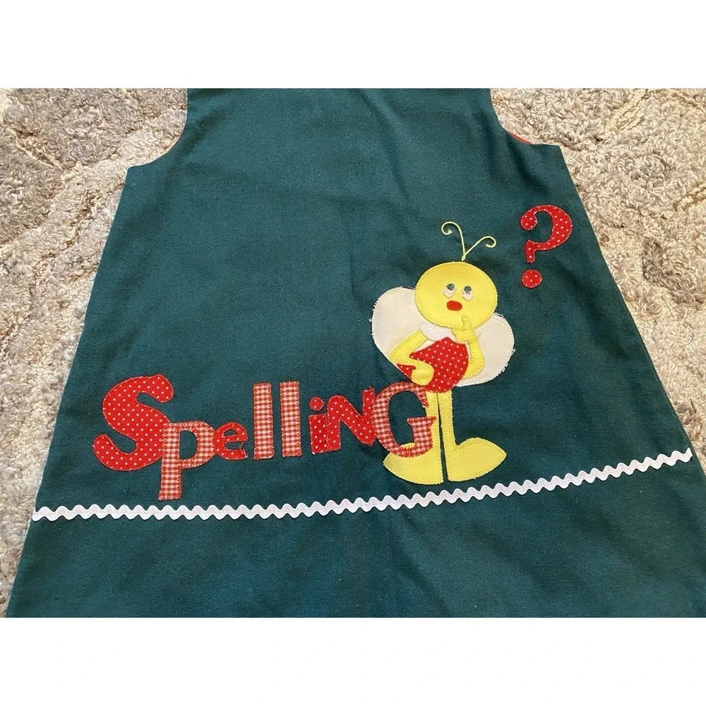VTG Choc Soup Girls 2T Spelling Green School Bee Jumper Prairie Cottage Core
